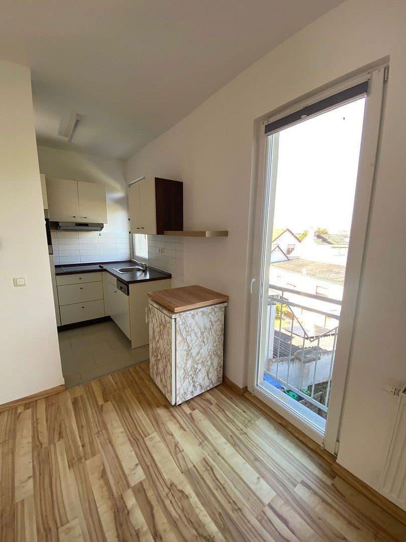 Prenájom bytu 3-izbový 60 m², Bergstraße 23, Bad Vilbel, Hesensko Prenájom bytu 3-izbový 60 m², Bergstraße 23, Bad Vilbel, Hesensko