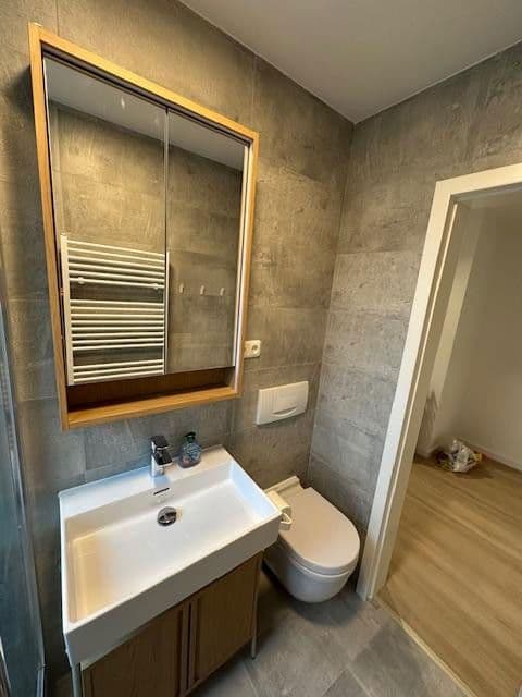 Prenájom bytu 1-izbový 33 m², Aidenbachstr. 102a, München, Bavorsko Prenájom bytu 1-izbový 33 m², Aidenbachstr. 102a, München, Bavorsko