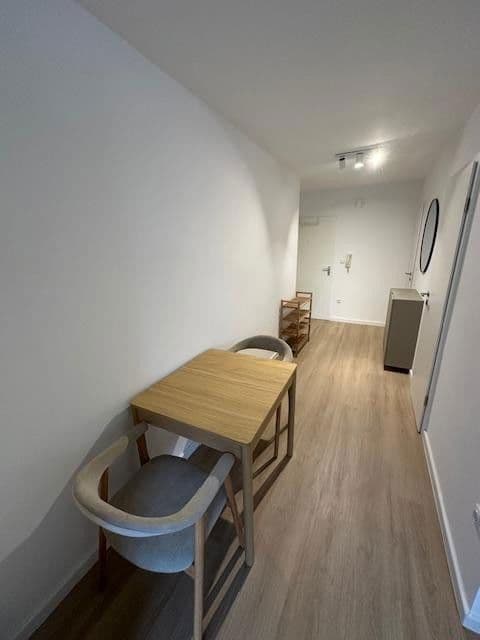 Prenájom bytu 1-izbový 33 m², Aidenbachstr. 102a, München, Bavorsko Prenájom bytu 1-izbový 33 m², Aidenbachstr. 102a, München, Bavorsko