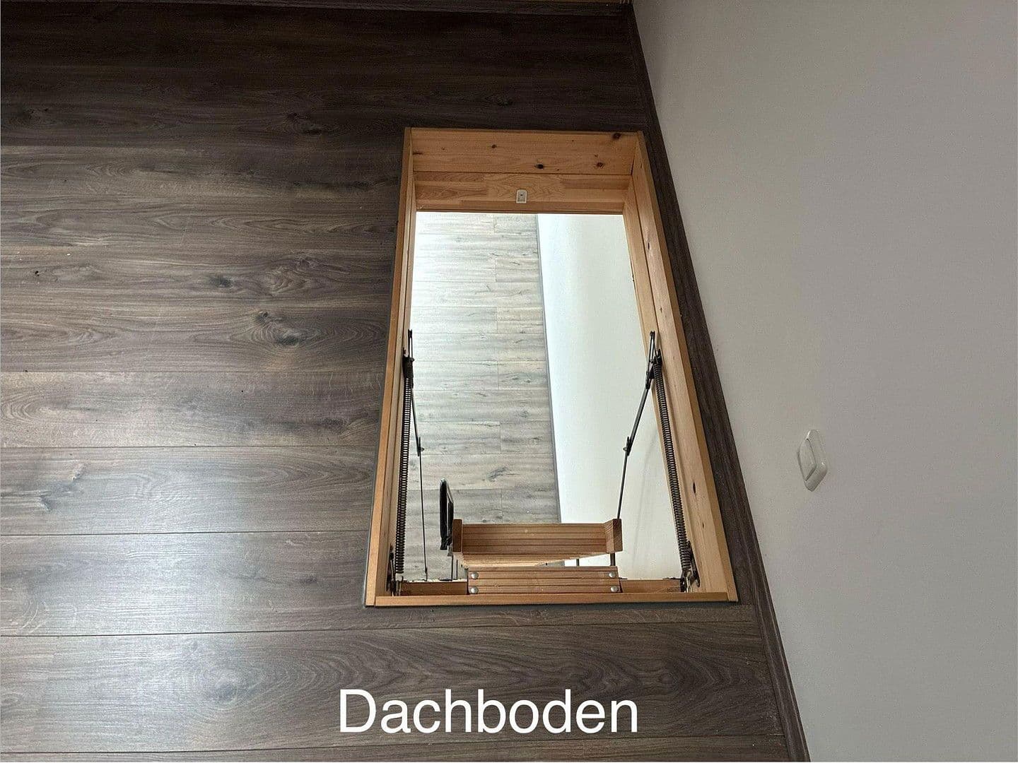 Prenájom domu 160 m², pozemek 140 m², Bergheim, Severné Porýnie - Westfálsko Prenájom domu 160 m², pozemek 140 m², Bergheim, Severné Porýnie - Westfálsko