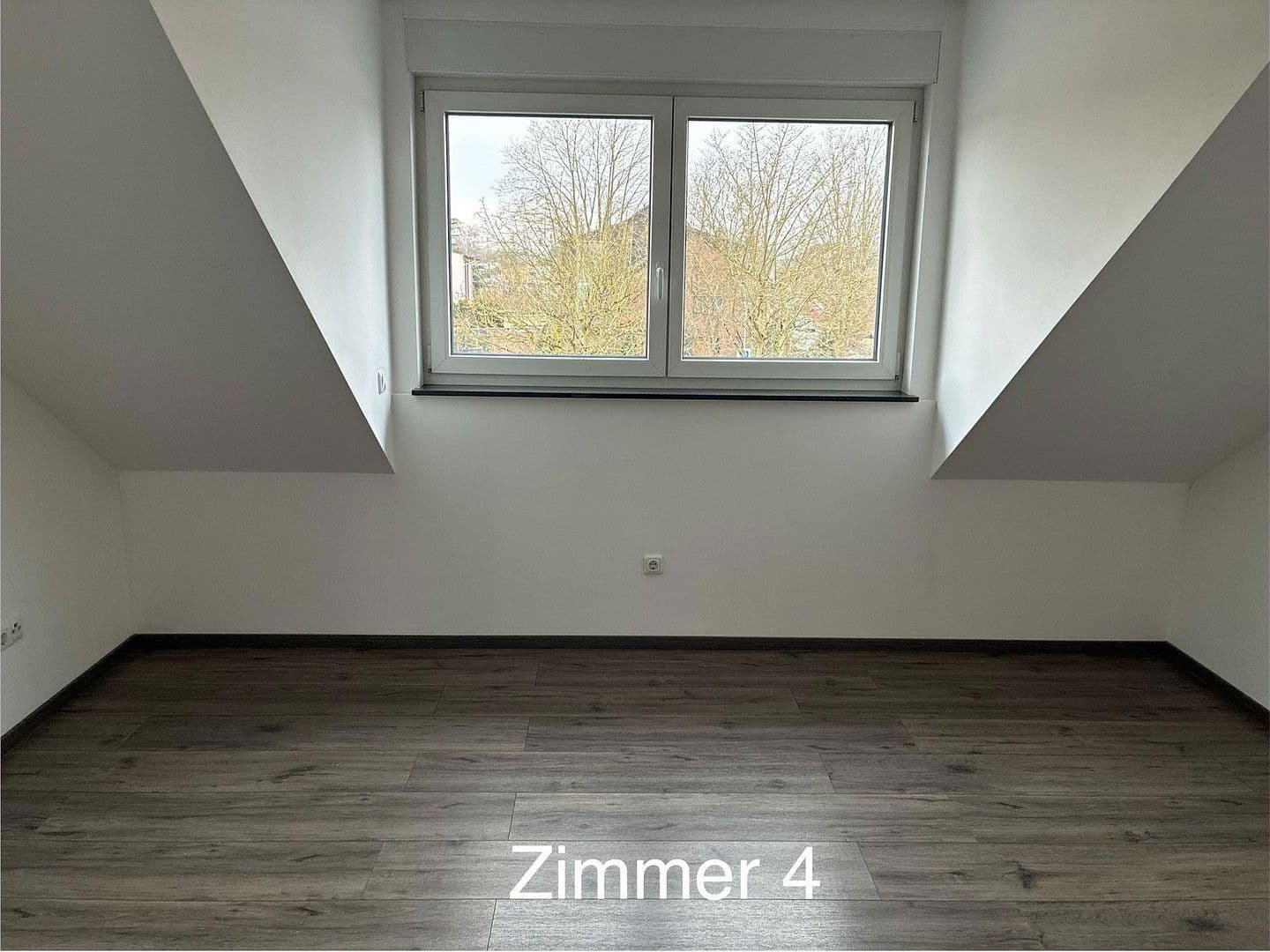 Prenájom domu 160 m², pozemek 140 m², Bergheim, Severné Porýnie - Westfálsko Prenájom domu 160 m², pozemek 140 m², Bergheim, Severné Porýnie - Westfálsko