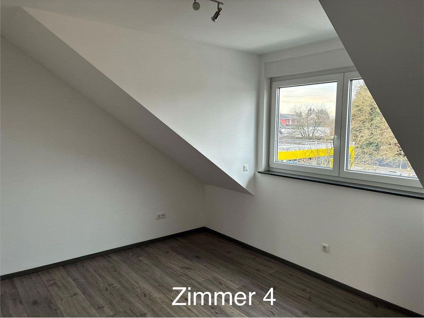 Prenájom domu 160 m², pozemek 140 m², Bergheim, Severné Porýnie - Westfálsko Prenájom domu 160 m², pozemek 140 m², Bergheim, Severné Porýnie - Westfálsko