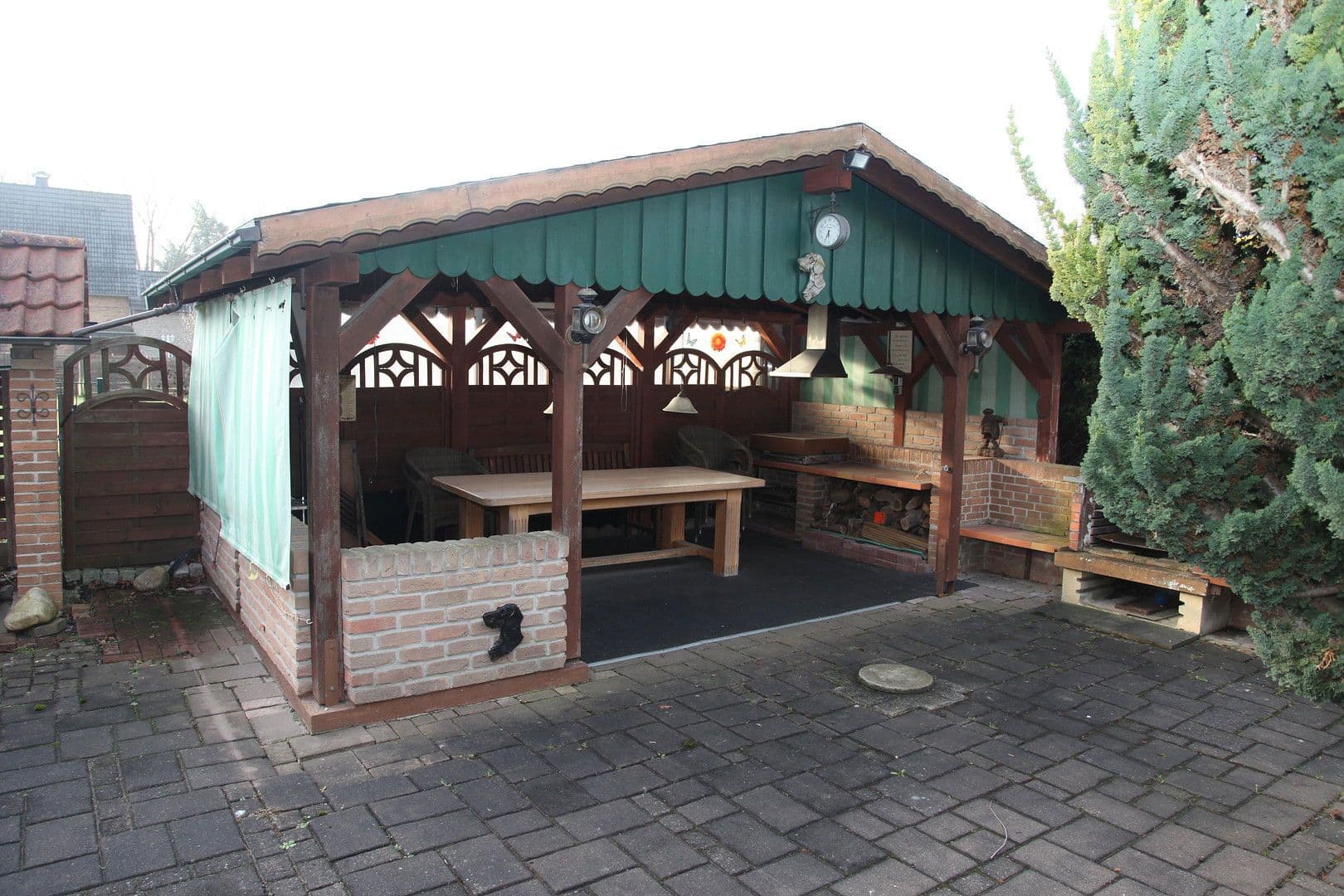 Predaj domu 185 m², pozemek 1.348 m², Lippstädter Straße 18, Erwitte, Severné Porýnie - Westfálsko Predaj domu 185 m², pozemek 1.348 m², Lippstädter Straße 18, Erwitte, Severné Porýnie - Westfálsko