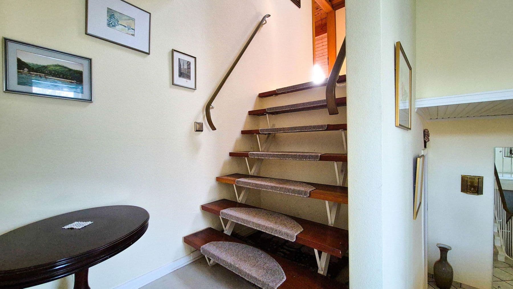 Predaj domu 120 m², pozemek 733 m², Wedel, Šlezvicko-Holštajnsko Predaj domu 120 m², pozemek 733 m², Wedel, Šlezvicko-Holštajnsko