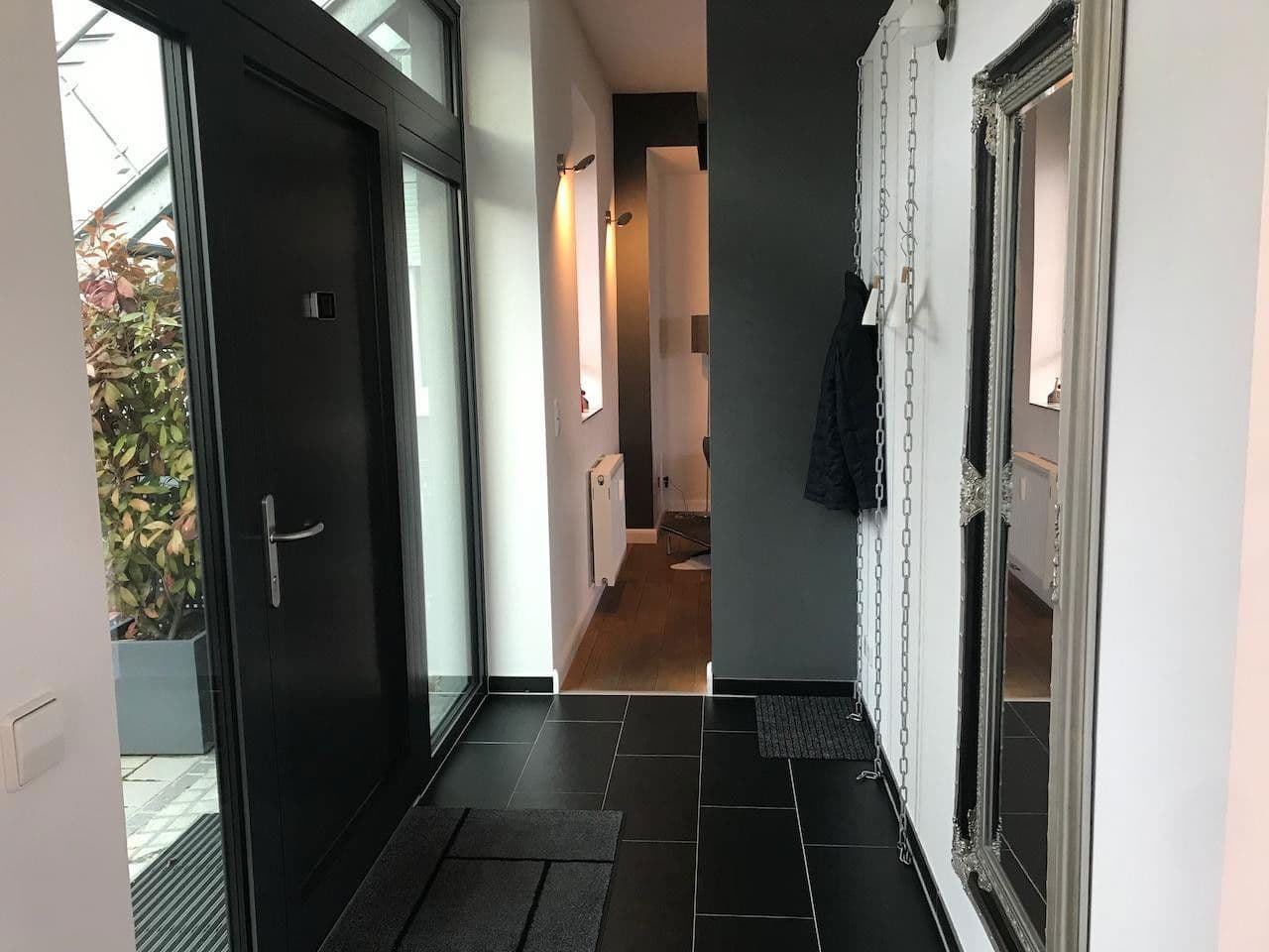 Predaj bytu 3-izbový 200 m², Pforzheim, Bádensko-Wurttembersko Predaj bytu 3-izbový 200 m², Pforzheim, Bádensko-Wurttembersko