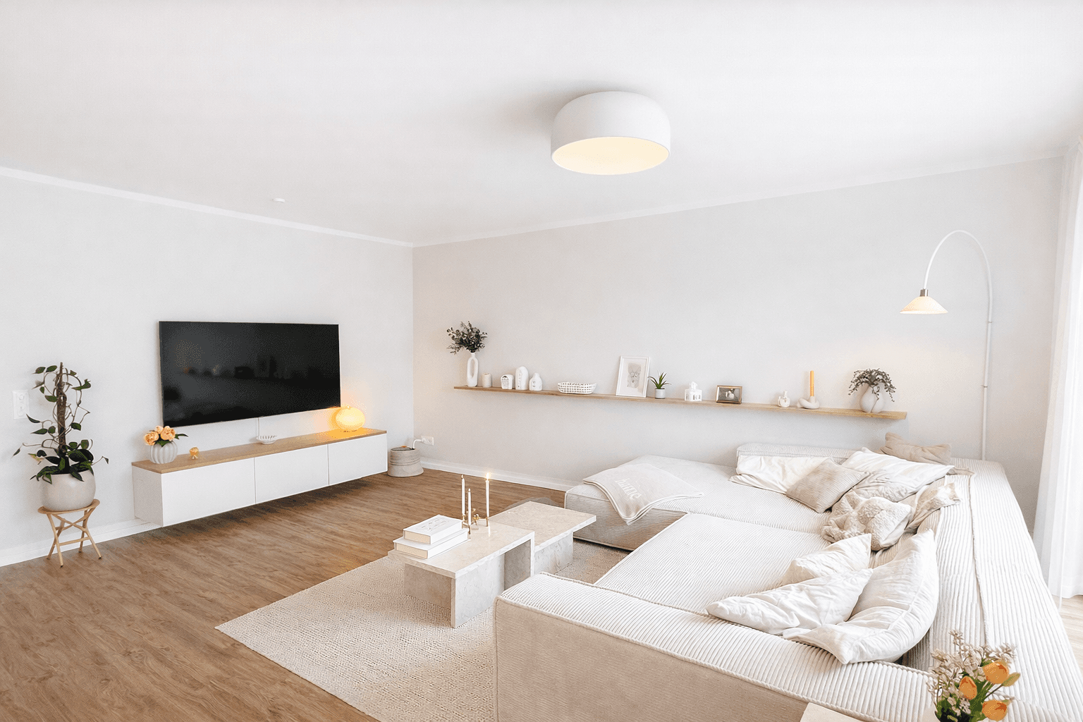 Predaj domu 110 m², pozemek 301 m², Wielandstraße 4b, Hude (Oldenburg), Dolné Sasko Predaj domu 110 m², pozemek 301 m², Wielandstraße 4b, Hude (Oldenburg), Dolné Sasko