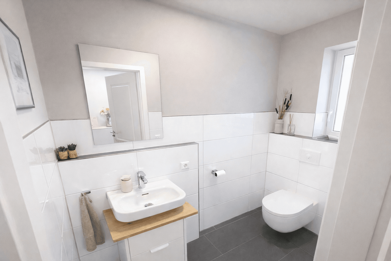 Predaj domu 110 m², pozemek 301 m², Wielandstraße 4b, Hude (Oldenburg), Dolné Sasko Predaj domu 110 m², pozemek 301 m², Wielandstraße 4b, Hude (Oldenburg), Dolné Sasko