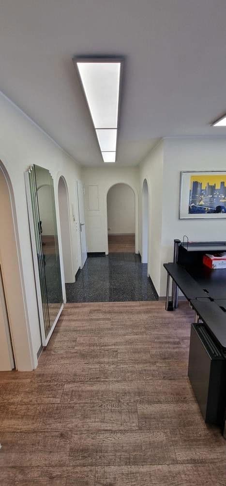 Prenájom kancelárie 70 m², Oederweg 43, Frankfurt am Main, Hesensko Prenájom kancelárie 70 m², Oederweg 43, Frankfurt am Main, Hesensko