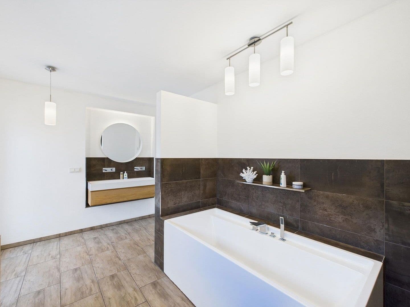 Predaj domu 178 m², pozemek 1.401 m², Mittenwalde, Brandenbursko Predaj domu 178 m², pozemek 1.401 m², Mittenwalde, Brandenbursko