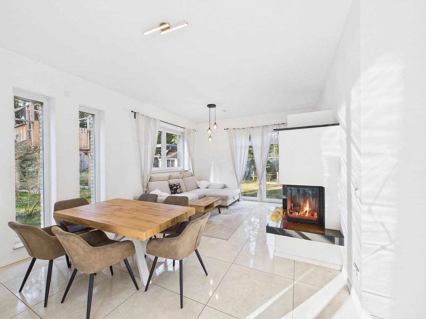 Predaj domu 178 m², pozemek 1.401 m², Mittenwalde, Brandenbursko Predaj domu 178 m², pozemek 1.401 m², Mittenwalde, Brandenbursko