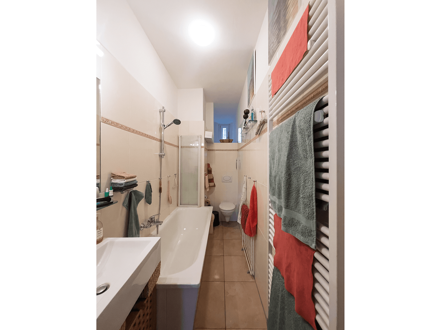 Predaj bytu 3-izbový 71 m², Berlin, Berlín Predaj bytu 3-izbový 71 m², Berlin, Berlín