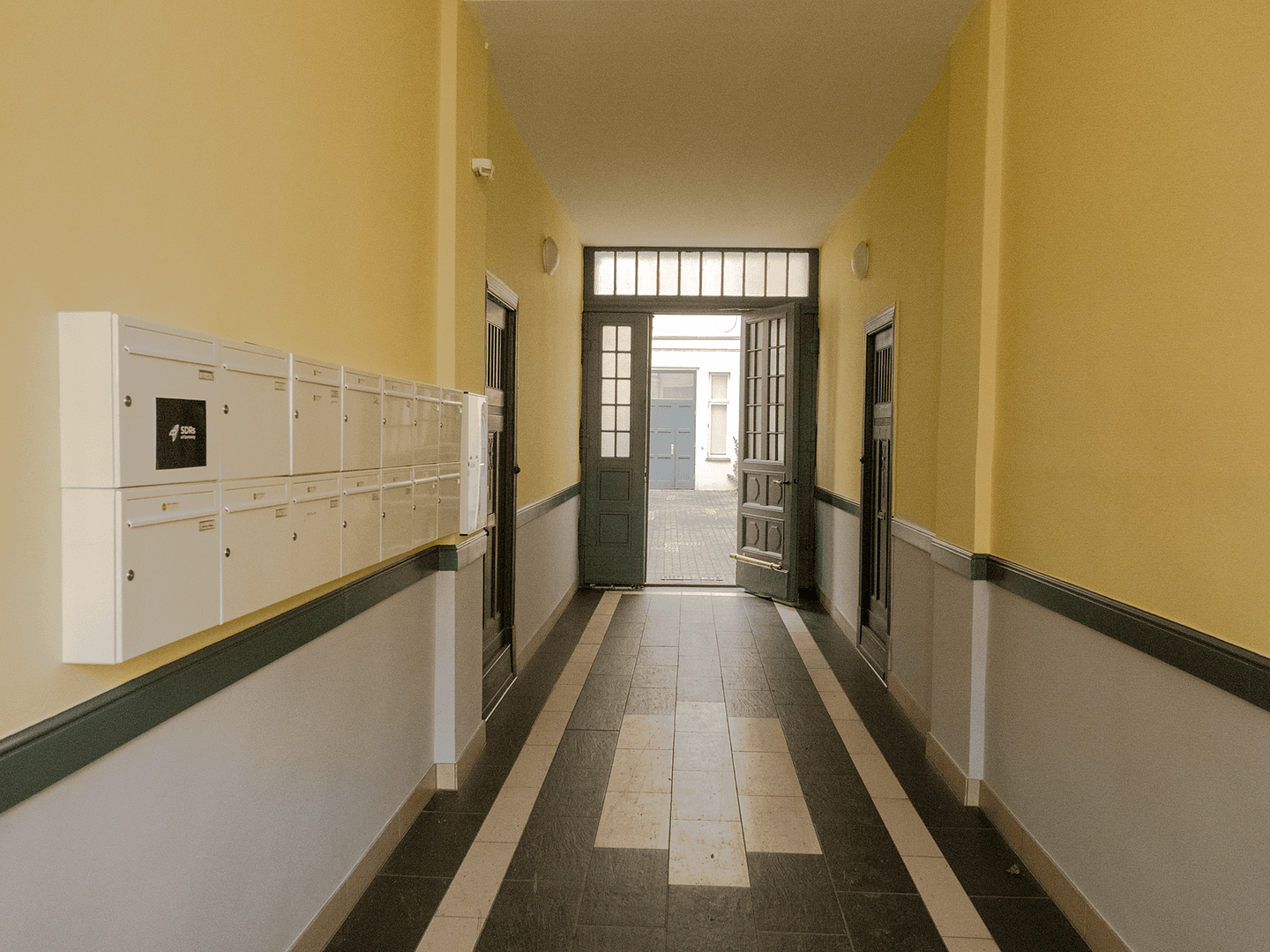 Predaj bytu 3-izbový 71 m², Berlin, Berlín Predaj bytu 3-izbový 71 m², Berlin, Berlín