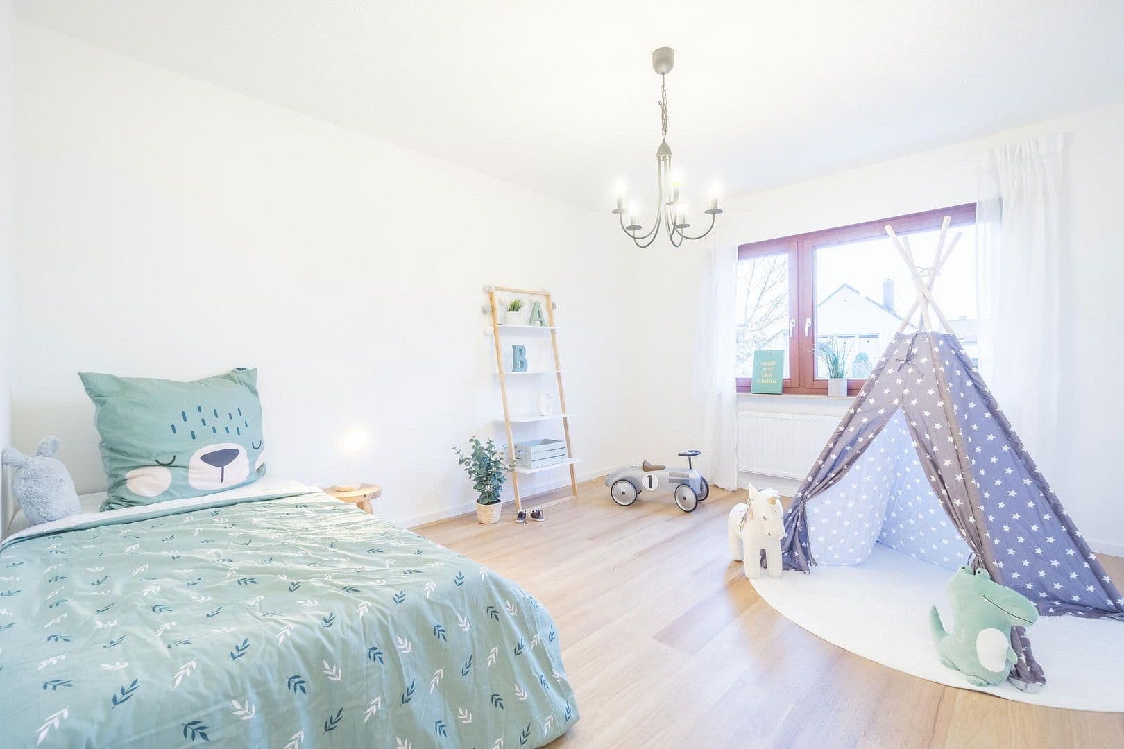 Predaj domu 169 m², pozemek 178 m², Nürnberg, Bavorsko Predaj domu 169 m², pozemek 178 m², Nürnberg, Bavorsko