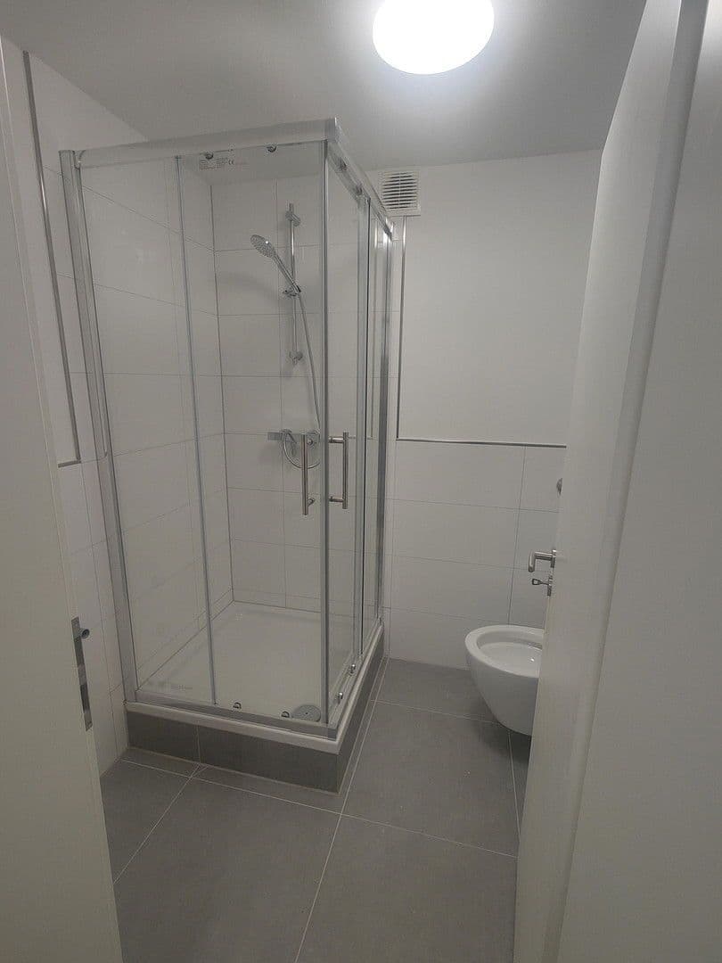 Prenájom bytu 2-izbový 45 m², Flensburger Str. 50, Wuppertal, Severné Porýnie - Westfálsko Prenájom bytu 2-izbový 45 m², Flensburger Str. 50, Wuppertal, Severné Porýnie - Westfálsko