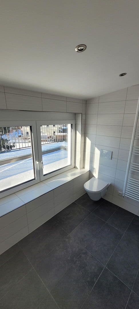 Prenájom bytu 2-izbový 61 m², Berlin, Berlín Prenájom bytu 2-izbový 61 m², Berlin, Berlín