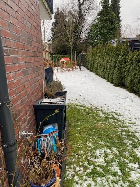 Prenájom bytu 4-izbový 109 m², Hamburg - Wellingsbüttel, Hamburg Prenájom bytu 4-izbový 109 m², Hamburg - Wellingsbüttel, Hamburg