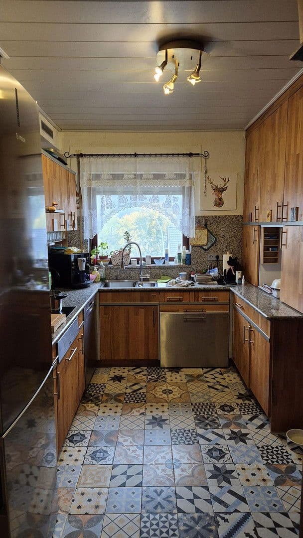 Predaj domu 210 m², pozemek 480 m², Ringstr., 9, Remshalden, Bádensko-Wurttembersko Predaj domu 210 m², pozemek 480 m², Ringstr., 9, Remshalden, Bádensko-Wurttembersko