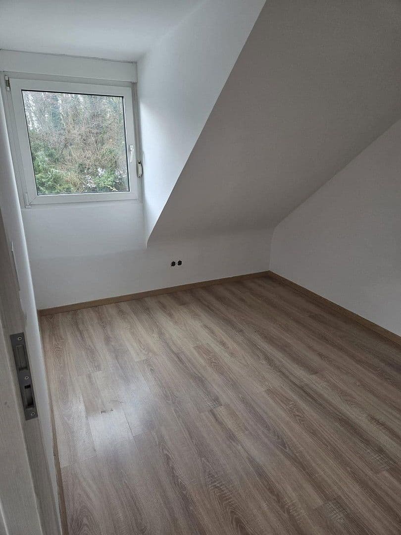 Predaj domu 158 m², pozemek 519 m², Hermann-Strebel-Str. 11, Nürnberg, Bavorsko Predaj domu 158 m², pozemek 519 m², Hermann-Strebel-Str. 11, Nürnberg, Bavorsko