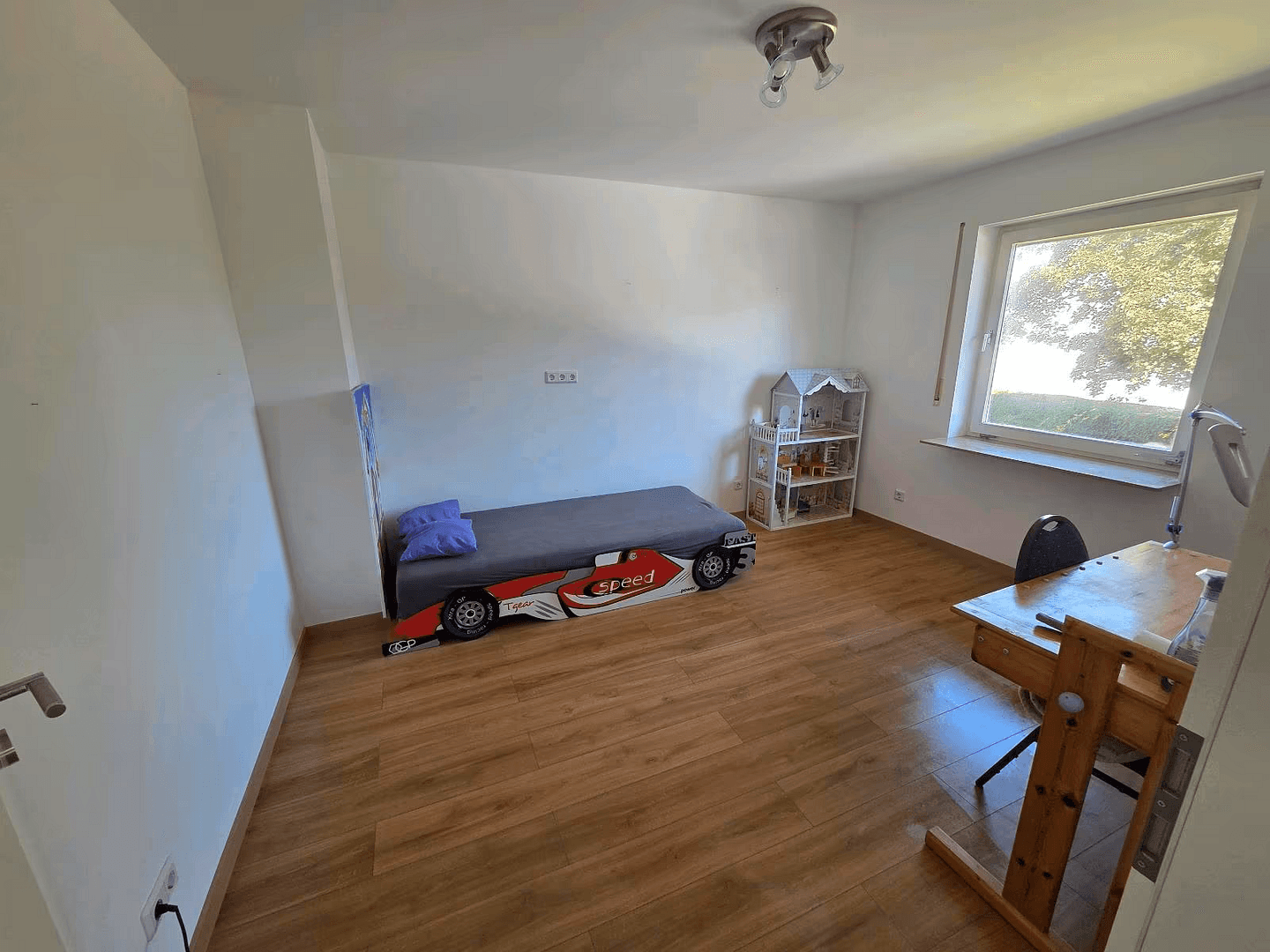 Predaj domu 158 m², pozemek 519 m², Hermann-Strebel-Str. 11, Nürnberg, Bavorsko Predaj domu 158 m², pozemek 519 m², Hermann-Strebel-Str. 11, Nürnberg, Bavorsko