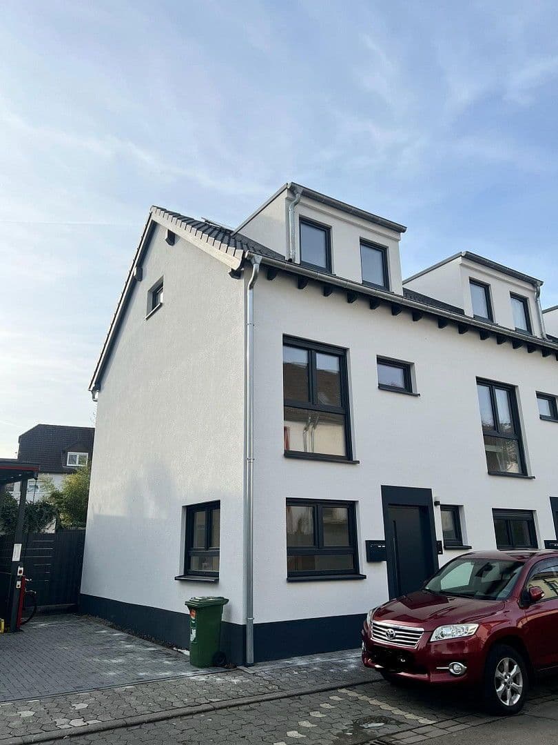 Predaj domu 110 m², pozemek 57 m², Neideckerstraße 4, Mainz, Porýnie-Falcko Predaj domu 110 m², pozemek 57 m², Neideckerstraße 4, Mainz, Porýnie-Falcko