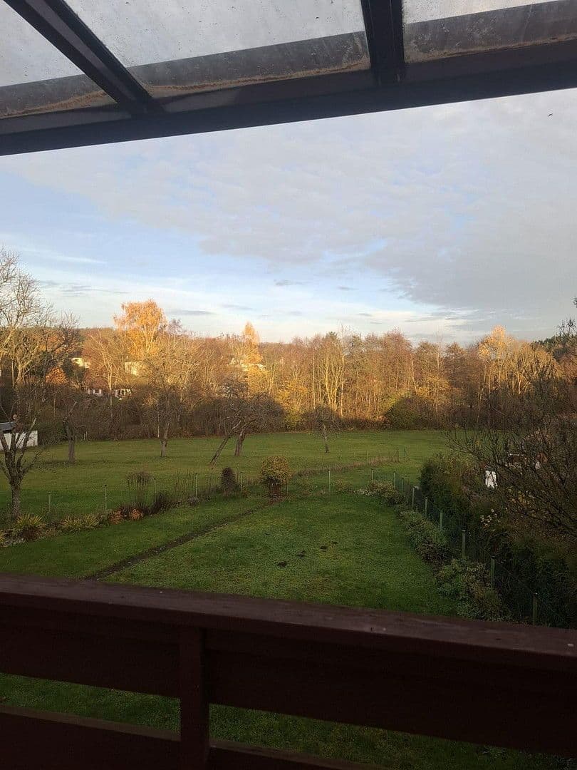 Predaj domu 150 m², pozemek 1.400 m², Hauptstrasse 14, Obererbach, Porýnie-Falcko Predaj domu 150 m², pozemek 1.400 m², Hauptstrasse 14, Obererbach, Porýnie-Falcko