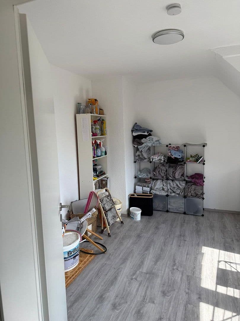 Prenájom bytu 3-izbový 85 m², Baustraße 8, Oberhausen, Severné Porýnie - Westfálsko Prenájom bytu 3-izbový 85 m², Baustraße 8, Oberhausen, Severné Porýnie - Westfálsko