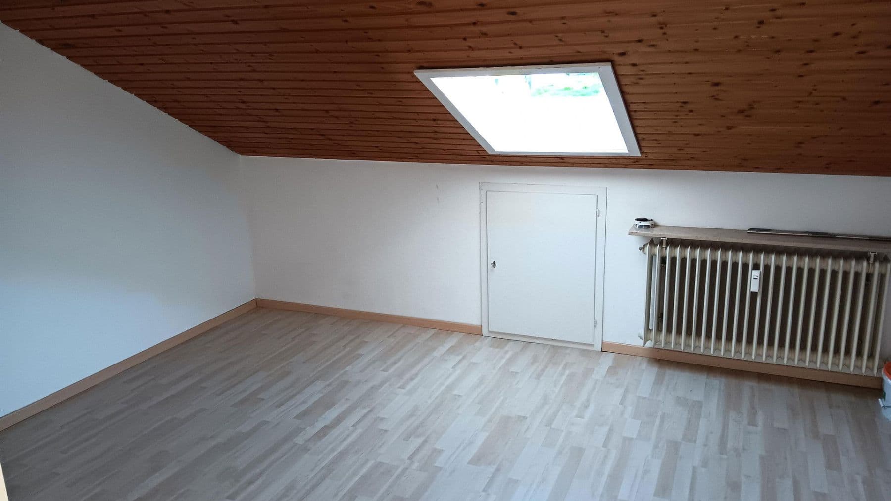 Predaj domu 212 m², pozemek 636 m², Göppingen, Bádensko-Wurttembersko Predaj domu 212 m², pozemek 636 m², Göppingen, Bádensko-Wurttembersko
