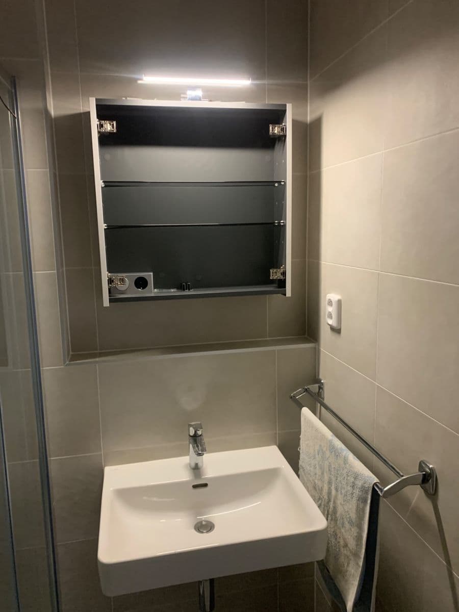 Prenájom bytu 1-izbový 27 m², Čakovická, Praha, Praha Prenájom bytu 1-izbový 27 m², Čakovická, Praha, Praha