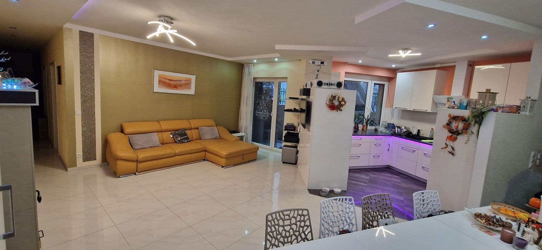 Predaj bytu 5-izbový 106 m², Hainstr. 22, Nürnberg, Bavorsko Predaj bytu 5-izbový 106 m², Hainstr. 22, Nürnberg, Bavorsko