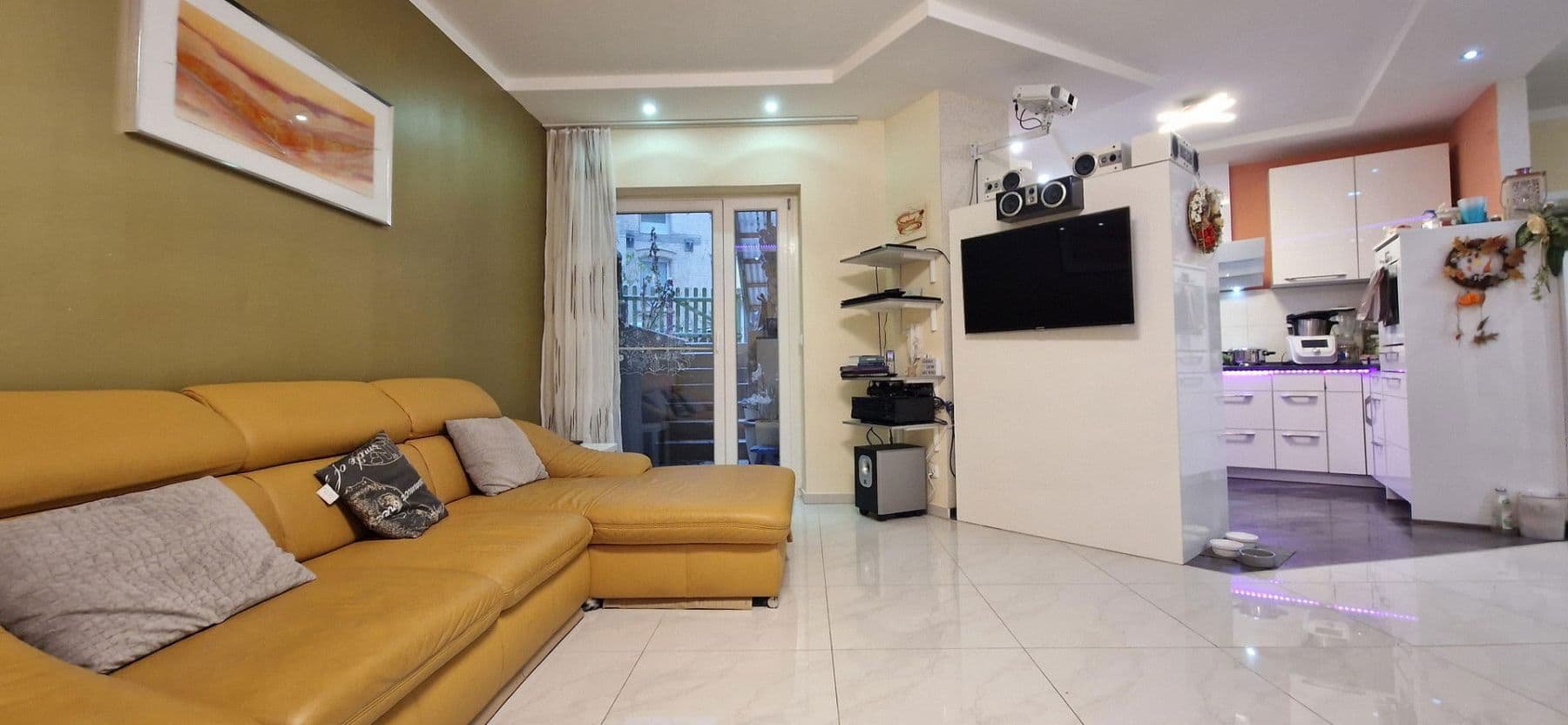 Predaj bytu 5-izbový 106 m², Hainstr. 22, Nürnberg, Bavorsko Predaj bytu 5-izbový 106 m², Hainstr. 22, Nürnberg, Bavorsko