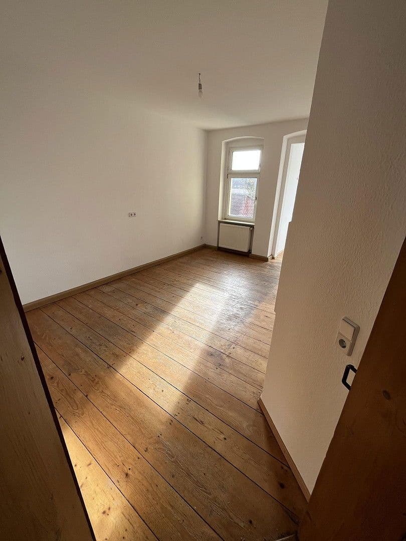 Prenájom bytu 4-izbový 97 m², Jägerstraße 70, Naumburg (Saale), Sasko-Anhaltsko Prenájom bytu 4-izbový 97 m², Jägerstraße 70, Naumburg (Saale), Sasko-Anhaltsko