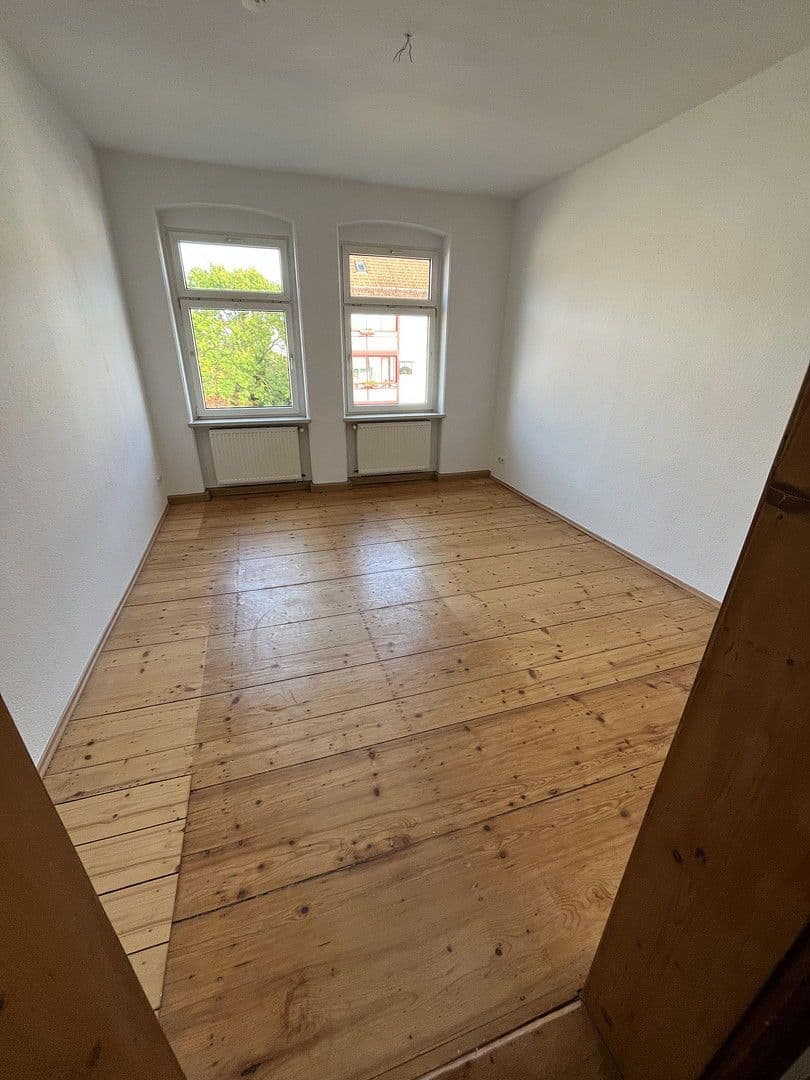 Prenájom bytu 4-izbový 97 m², Jägerstraße 70, Naumburg (Saale), Sasko-Anhaltsko Prenájom bytu 4-izbový 97 m², Jägerstraße 70, Naumburg (Saale), Sasko-Anhaltsko