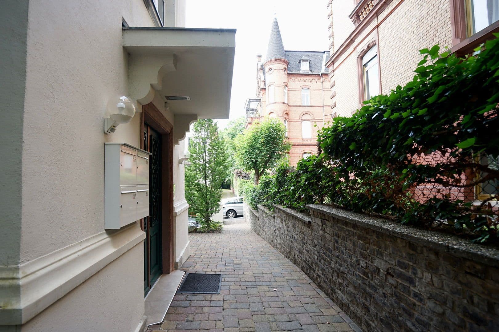 Prenájom bytu 3-izbový 109 m², Wiesbaden, Hesensko Prenájom bytu 3-izbový 109 m², Wiesbaden, Hesensko