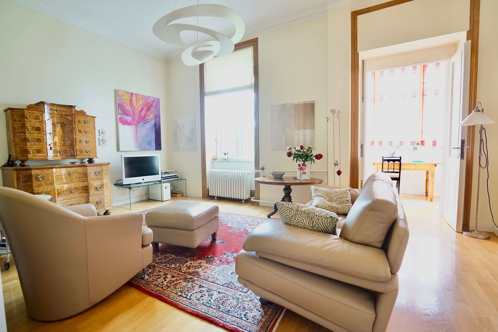 Prenájom bytu 3-izbový 109 m², Wiesbaden, Hesensko Prenájom bytu 3-izbový 109 m², Wiesbaden, Hesensko