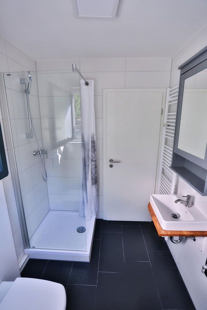 Prenájom bytu 2-izbový 50 m², Oberer Wingertweg, 75, Pforzheim, Bádensko-Wurttembersko Prenájom bytu 2-izbový 50 m², Oberer Wingertweg, 75, Pforzheim, Bádensko-Wurttembersko