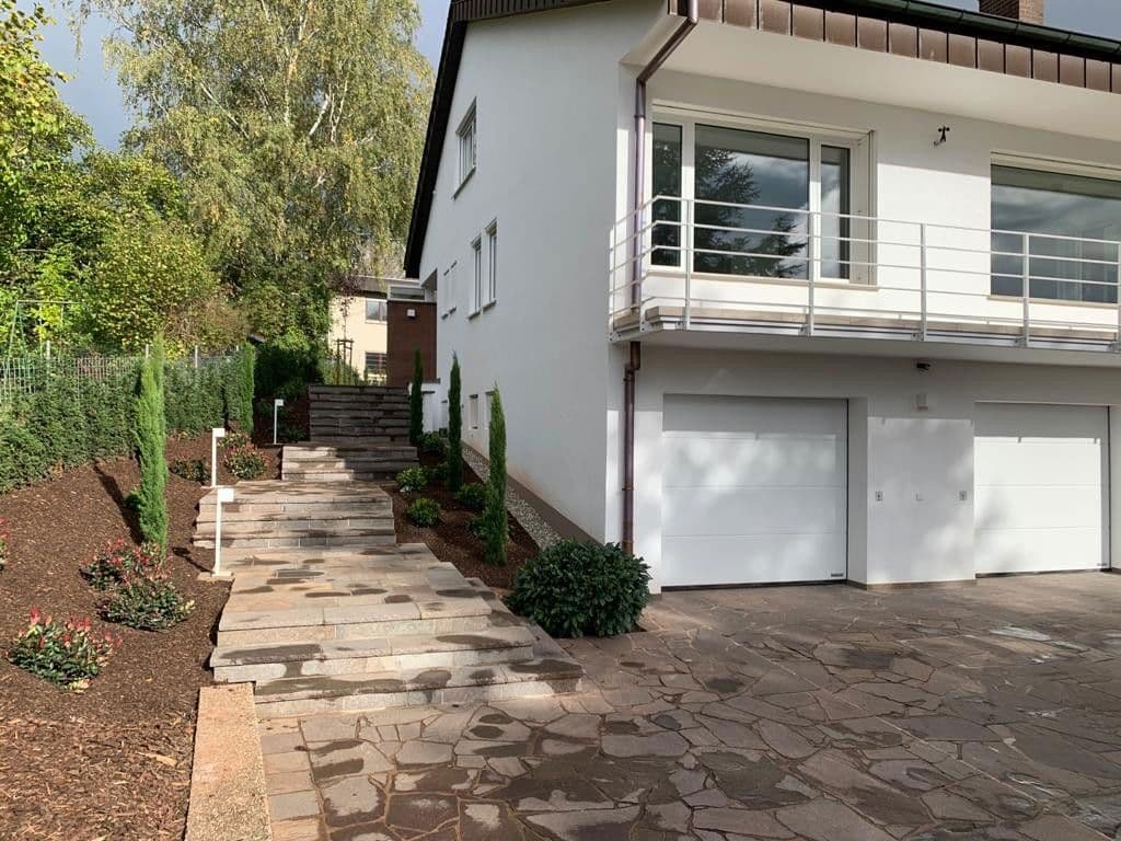 Prenájom domu 300 m², pozemek 1.899 m², Bürgstadt, Bavorsko Prenájom domu 300 m², pozemek 1.899 m², Bürgstadt, Bavorsko