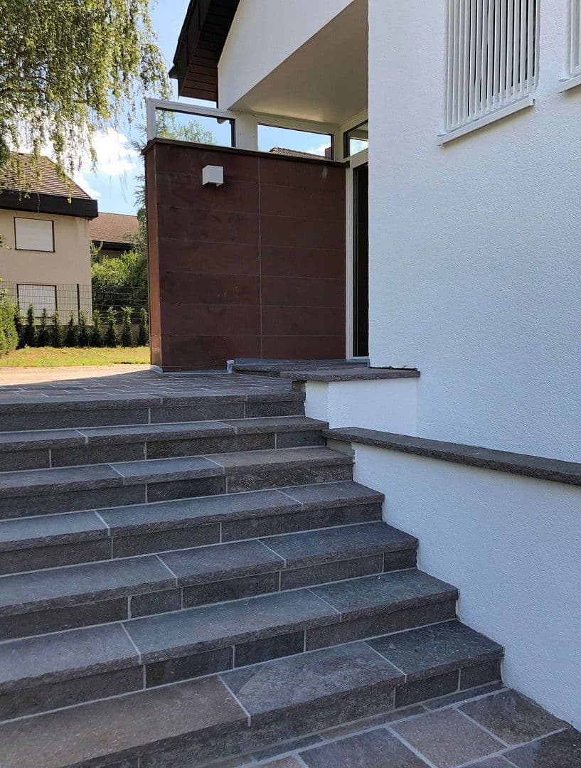 Prenájom domu 300 m², pozemek 1.899 m², Bürgstadt, Bavorsko Prenájom domu 300 m², pozemek 1.899 m², Bürgstadt, Bavorsko