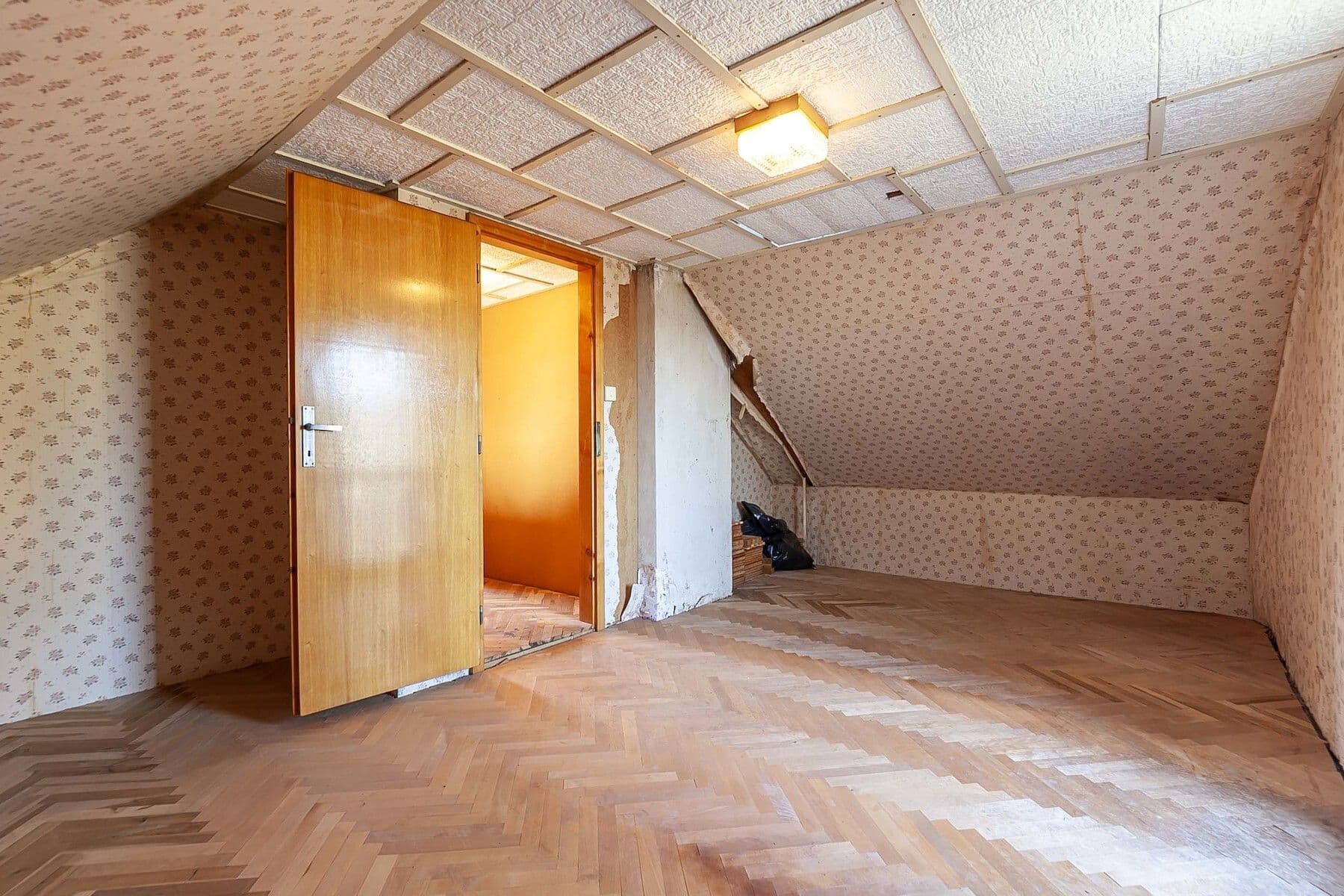 Predaj rekreačného objektu 100 m², pozemek 462 m², Stříbrná Skalice, Středočeský kraj Predaj rekreačného objektu 100 m², pozemek 462 m², Stříbrná Skalice, Středočeský kraj