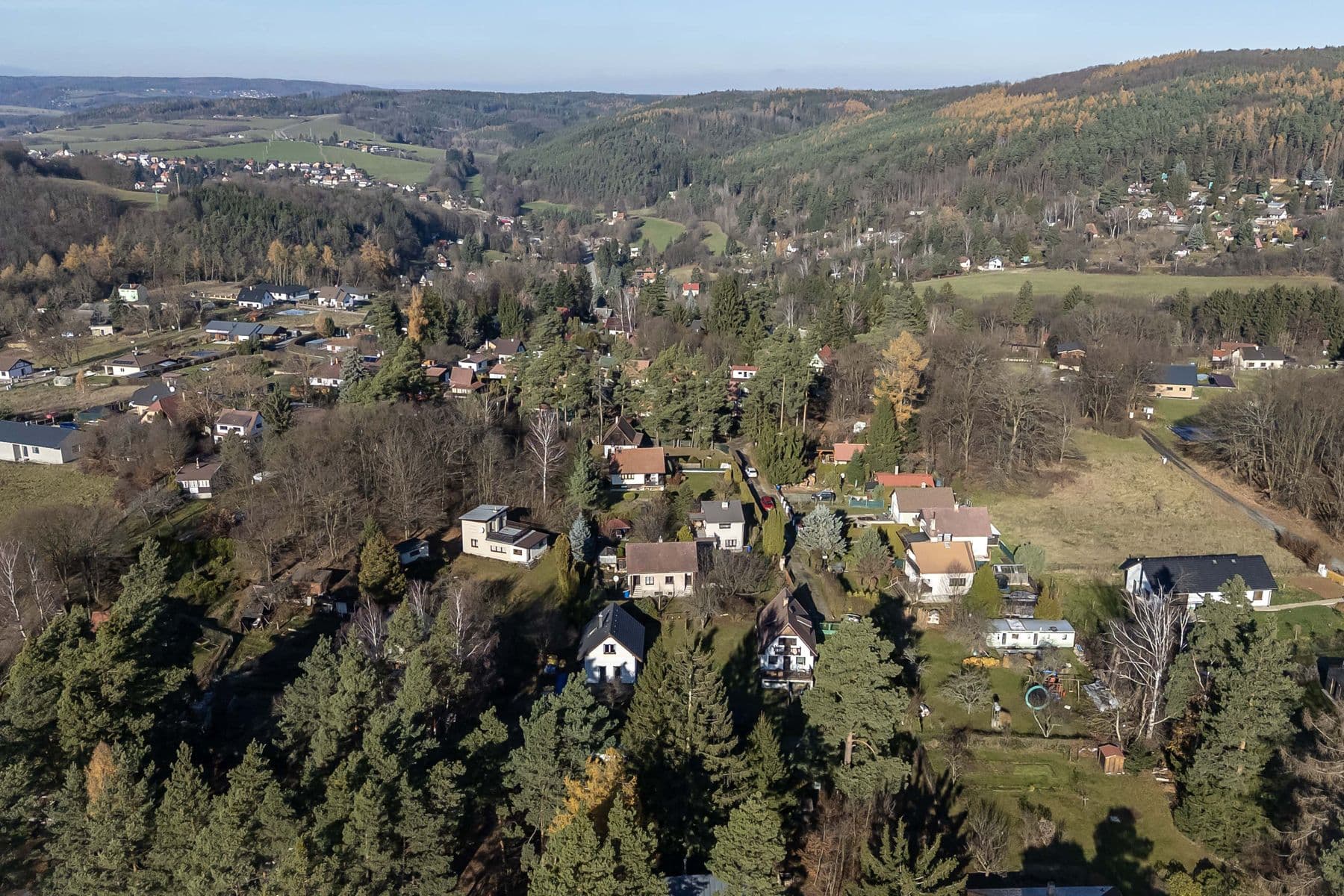 Predaj rekreačného objektu 100 m², pozemek 462 m², Stříbrná Skalice, Středočeský kraj Predaj rekreačného objektu 100 m², pozemek 462 m², Stříbrná Skalice, Středočeský kraj
