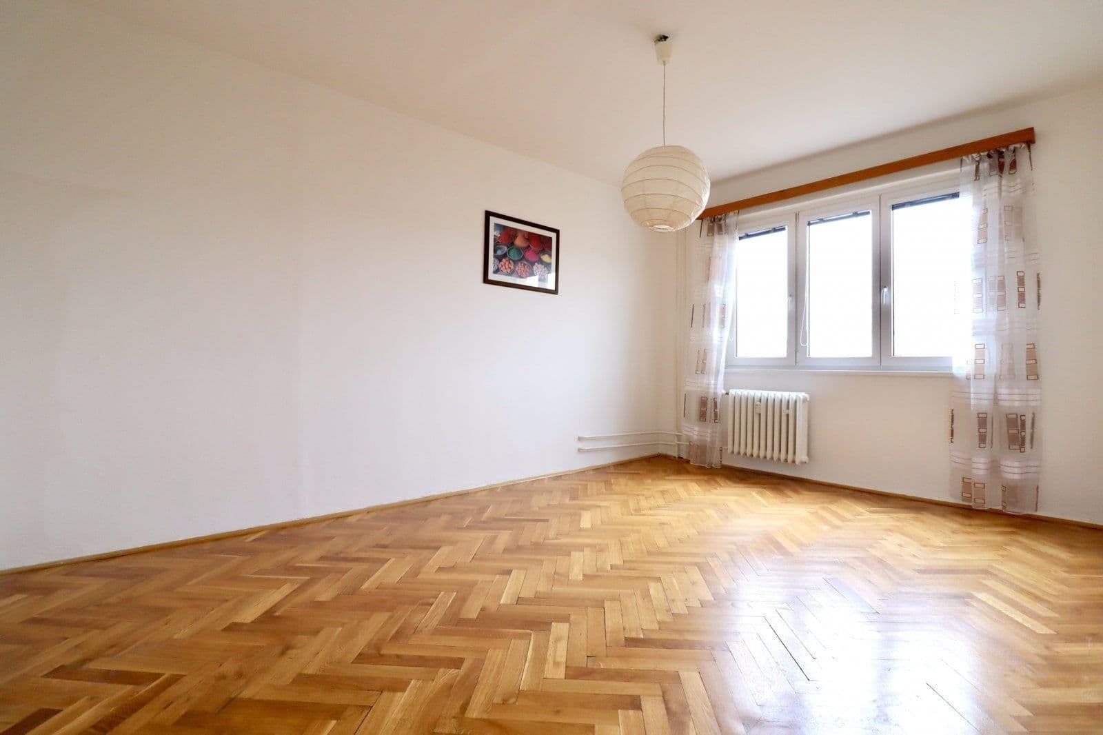 Prenájom bytu 2-izbový 54 m², Kamerunská, Praha, Praha Prenájom bytu 2-izbový 54 m², Kamerunská, Praha, Praha