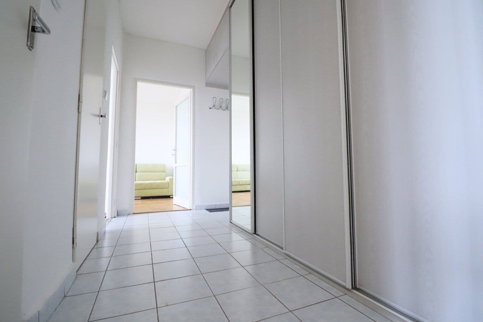 Prenájom bytu 2-izbový 54 m², Kamerunská, Praha, Praha Prenájom bytu 2-izbový 54 m², Kamerunská, Praha, Praha