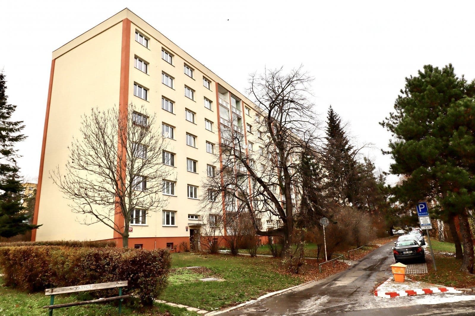 Prenájom bytu 2-izbový 54 m², Kamerunská, Praha, Praha Prenájom bytu 2-izbový 54 m², Kamerunská, Praha, Praha