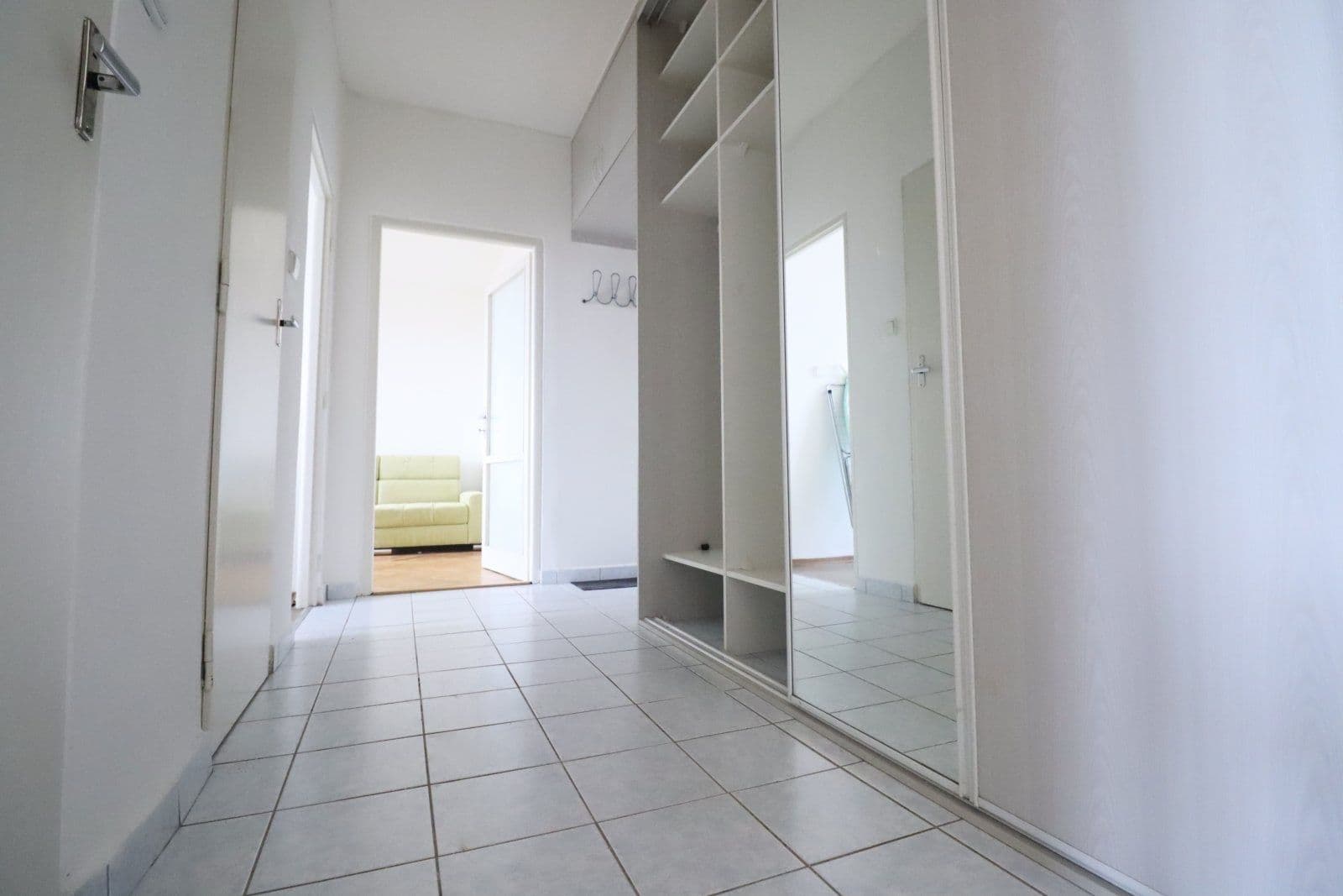 Prenájom bytu 2-izbový 54 m², Kamerunská, Praha, Praha Prenájom bytu 2-izbový 54 m², Kamerunská, Praha, Praha