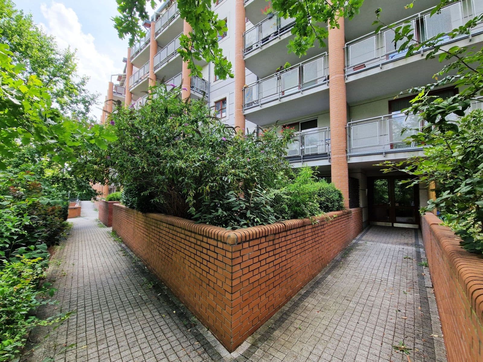 Prenájom bytu 3-izbový 80 m², Paťanka, Praha, Praha Prenájom bytu 3-izbový 80 m², Paťanka, Praha, Praha