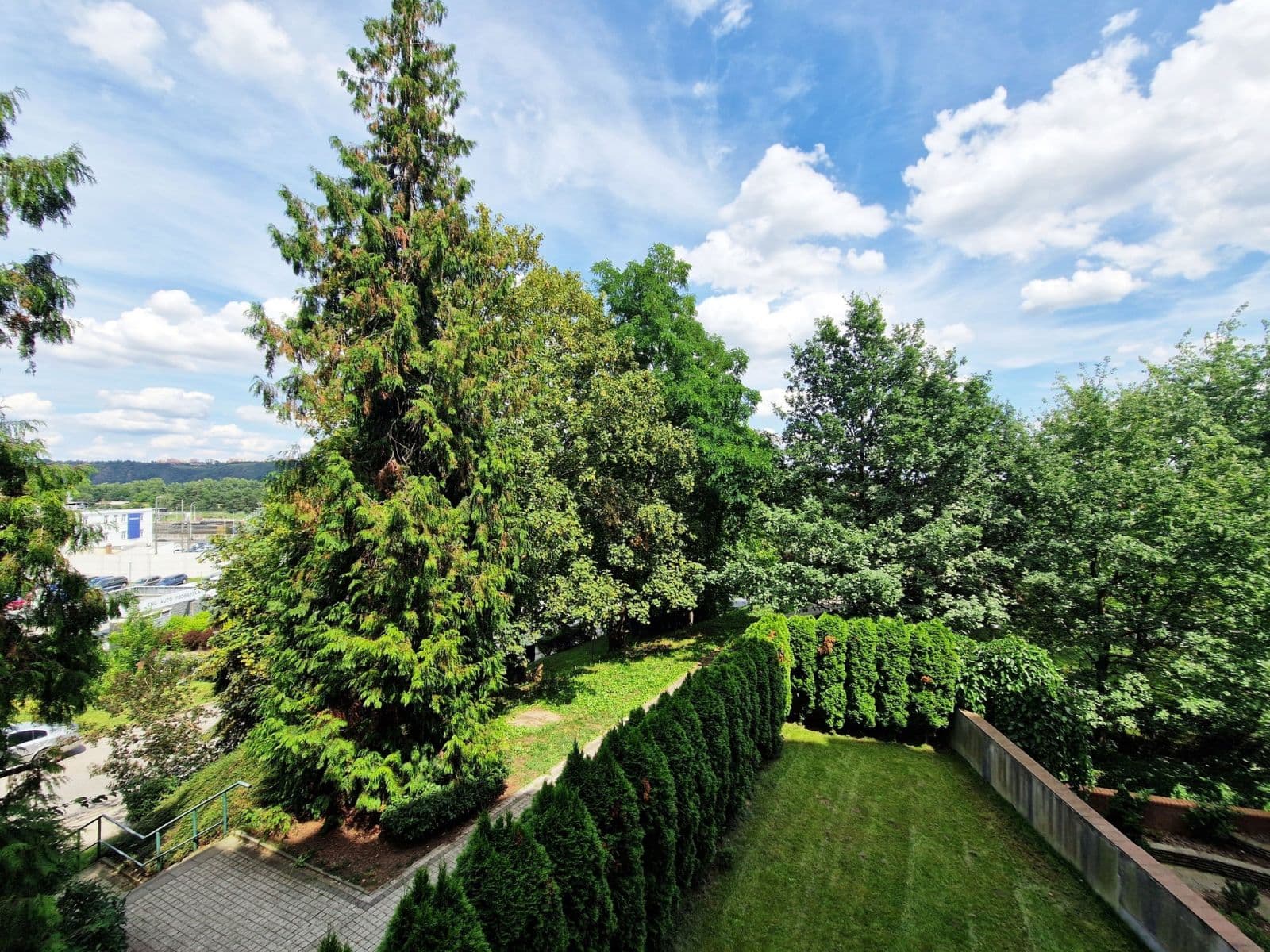 Prenájom bytu 3-izbový 80 m², Paťanka, Praha, Praha Prenájom bytu 3-izbový 80 m², Paťanka, Praha, Praha