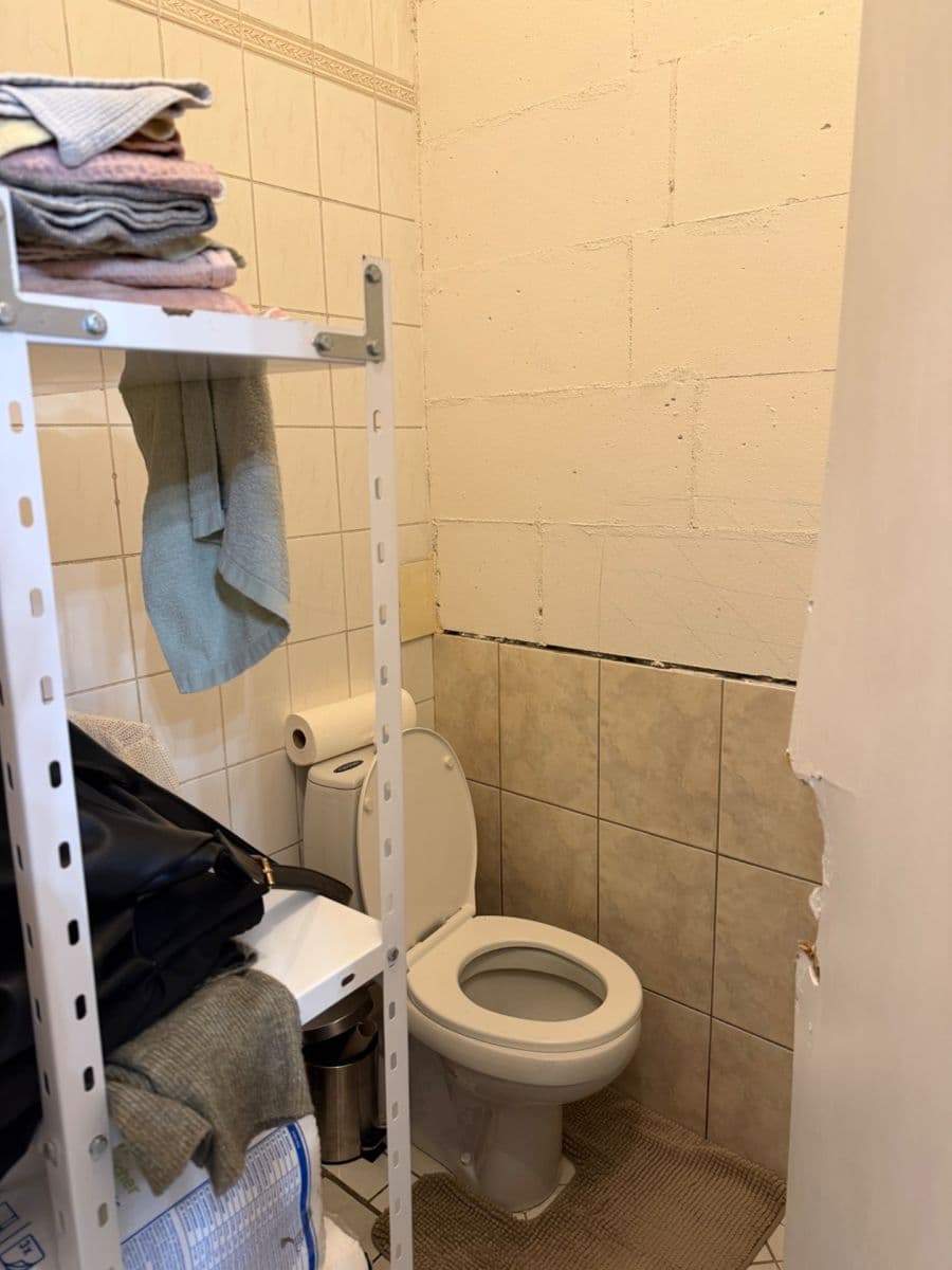 Prenájom nebytového priestoru 26 m², Záhřebská, Praha, Praha Prenájom nebytového priestoru 26 m², Záhřebská, Praha, Praha