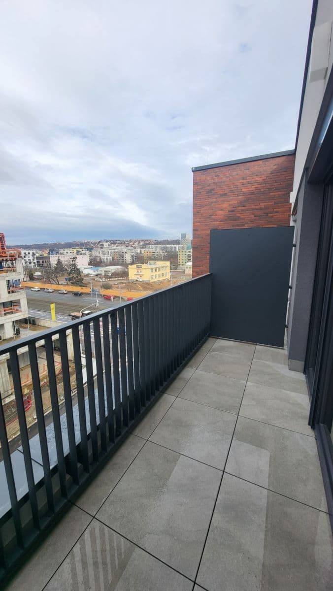 Prenájom bytu 1-izbový 33 m², Poděbradská, Praha, Praha Prenájom bytu 1-izbový 33 m², Poděbradská, Praha, Praha