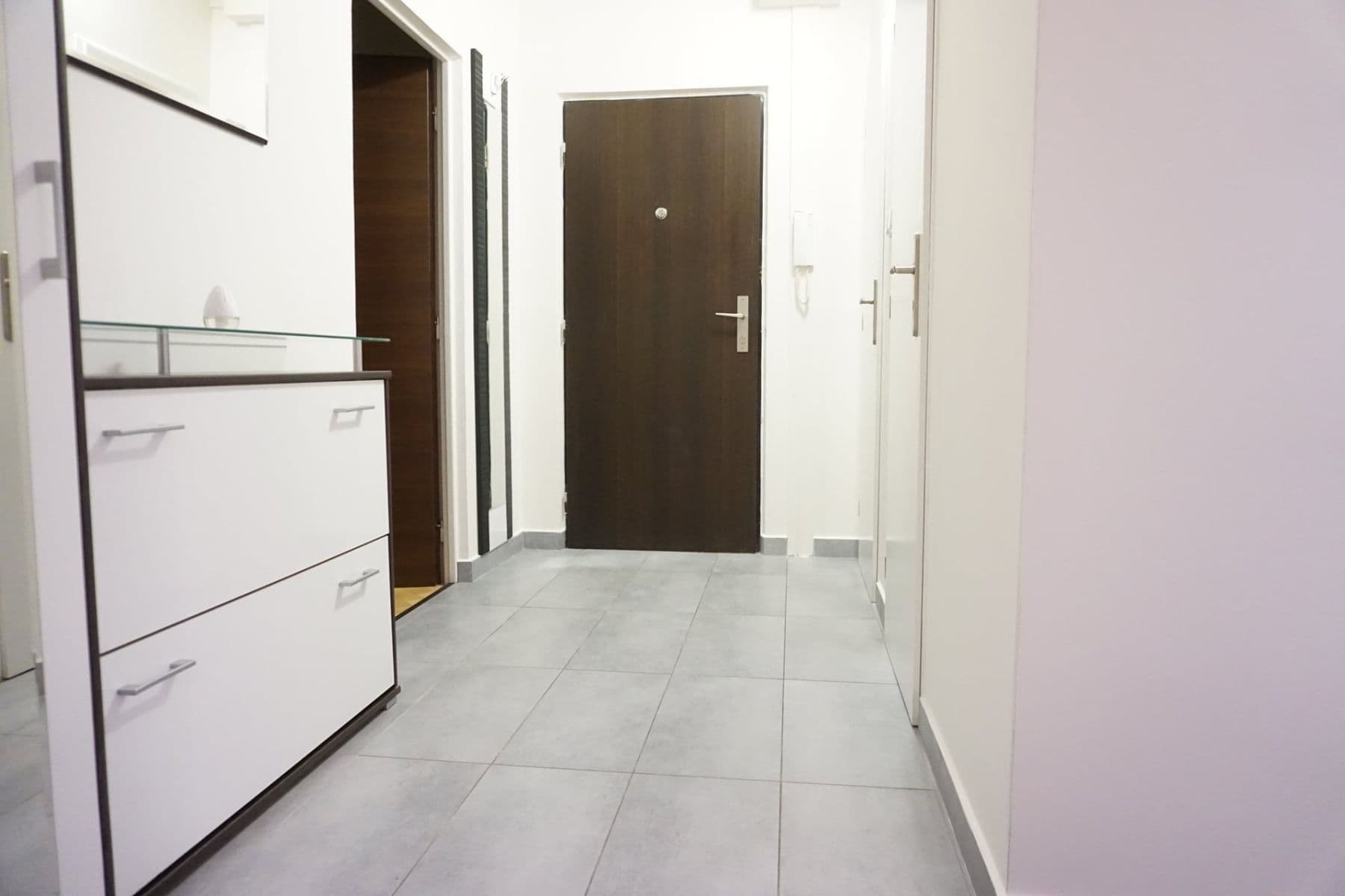 Prenájom bytu 3-izbový 72 m², Střížkovská, Praha, Praha Prenájom bytu 3-izbový 72 m², Střížkovská, Praha, Praha