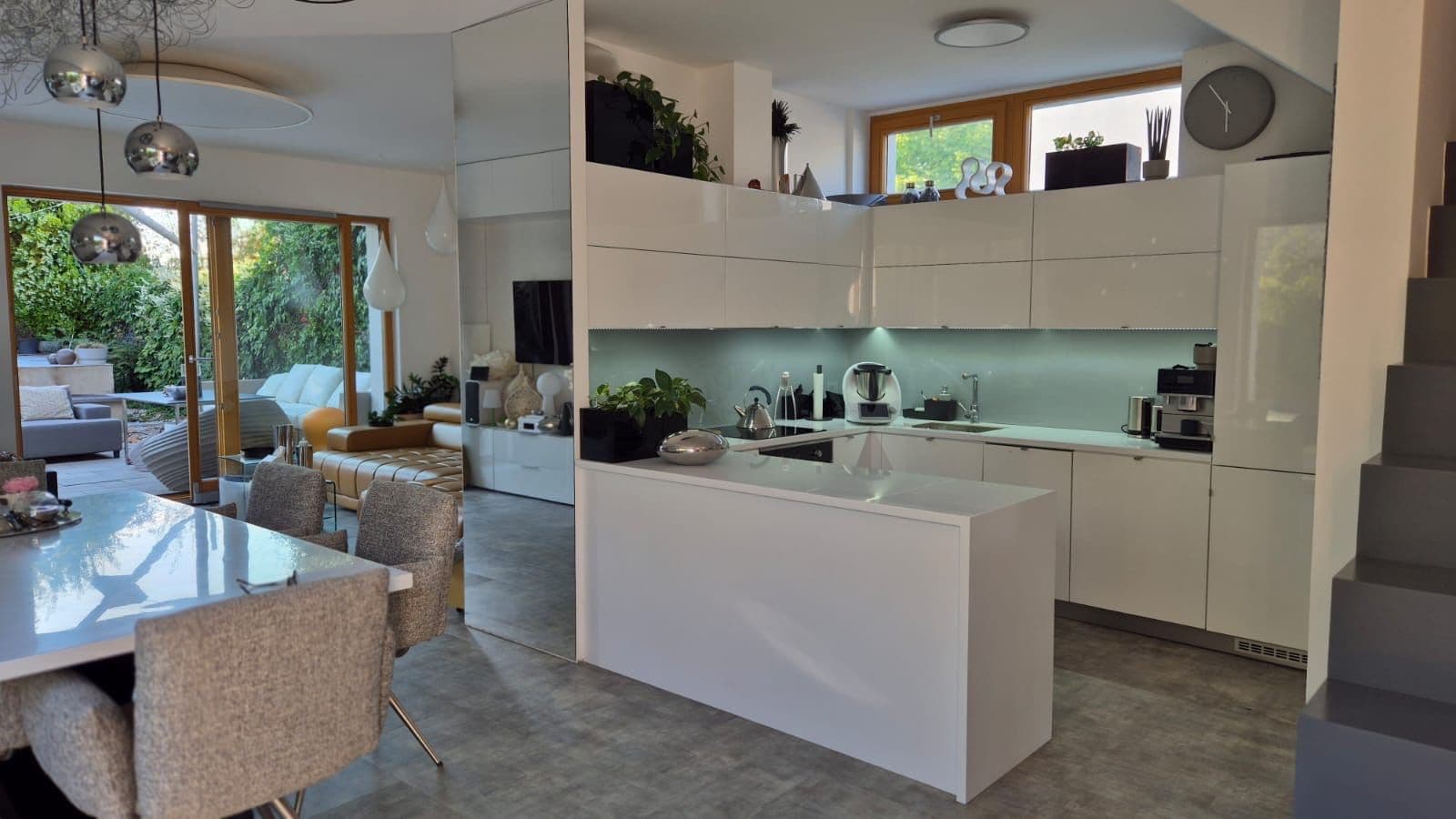 Predaj domu 120 m², pozemek 259 m², Felklova, Roztoky, Středočeský kraj Predaj domu 120 m², pozemek 259 m², Felklova, Roztoky, Středočeský kraj