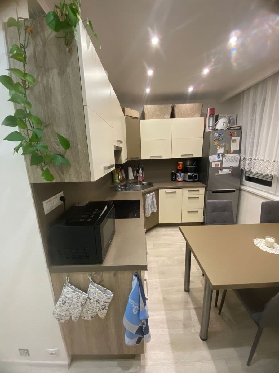 Predaj bytu 3-izbový 70 m², Klaricova, České Budějovice, Jihočeský kraj Predaj bytu 3-izbový 70 m², Klaricova, České Budějovice, Jihočeský kraj